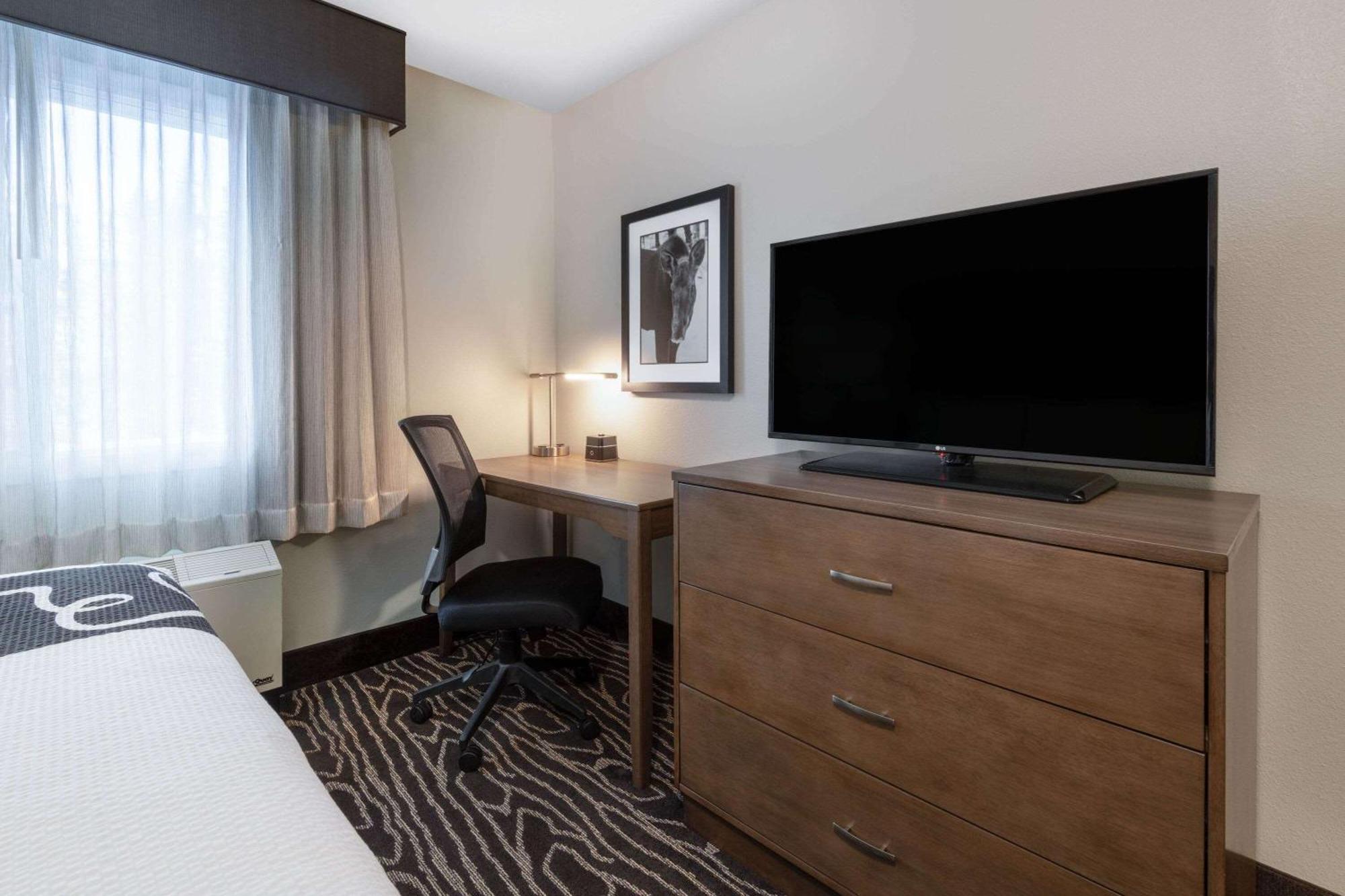 La Quinta By Wyndham Fairbanks Airport Hotel Luaran gambar