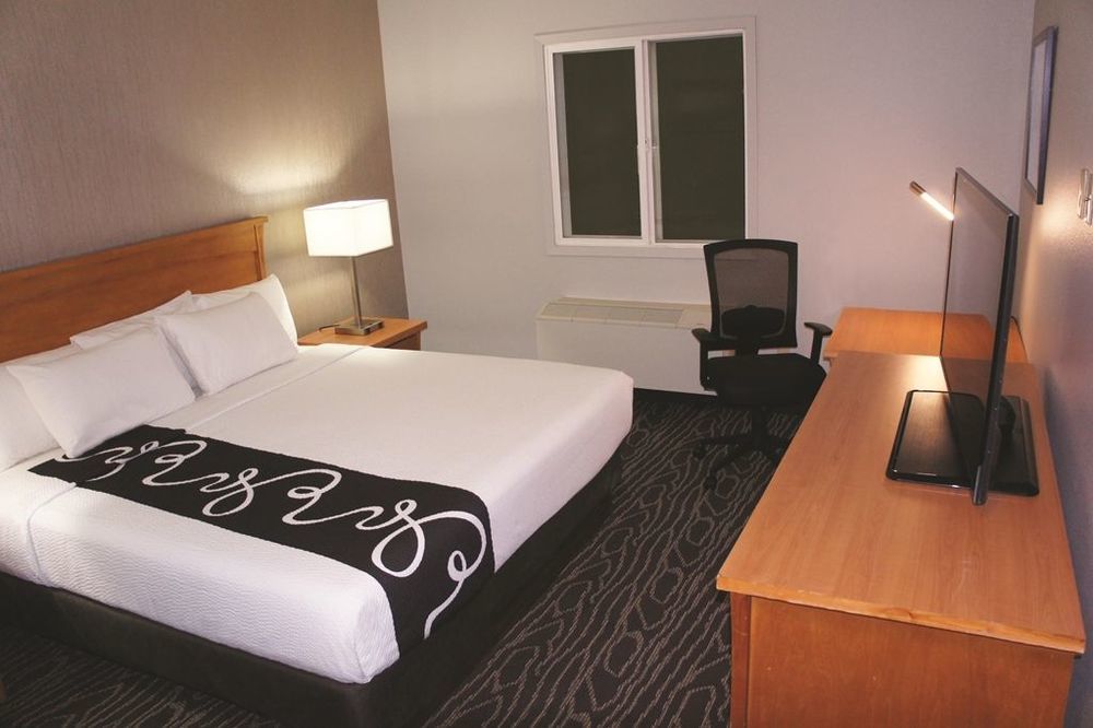 La Quinta By Wyndham Fairbanks Airport Hotel Bilik gambar